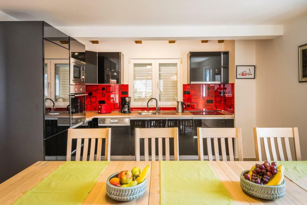 Karlo's Modern Penthouse Loft